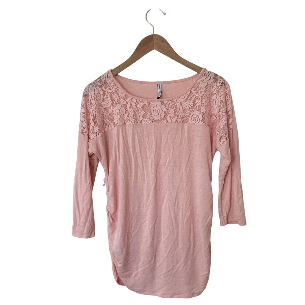 Belly by Design Maternity lace shoulder pink top, size L
